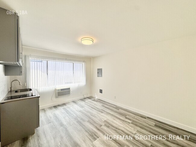 Foto del edificio - 15938 Vanowen St