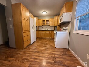 Building Photo - 10746 Ilex St NW