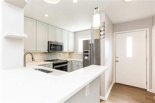 Foto del edificio - 3501 Roswell Rd NE