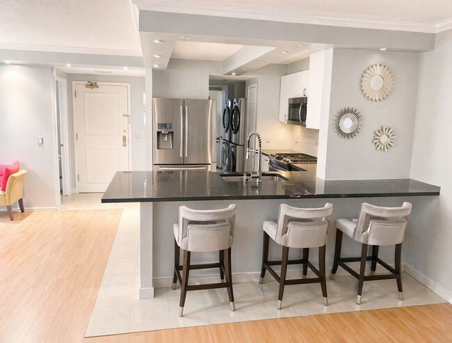 Foto del edificio - 6101 Edsall Rd