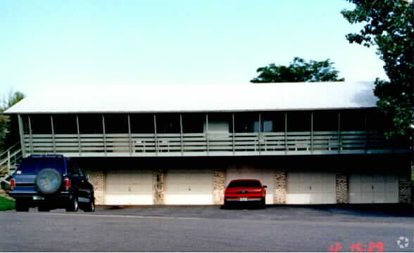 Primary Photo - 1088 Miller Street