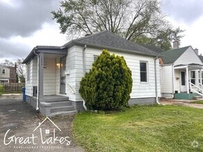 Building Photo - 7544 Lozier Ave