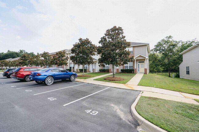 Building Photo - 3400 Old Bainbridge Rd