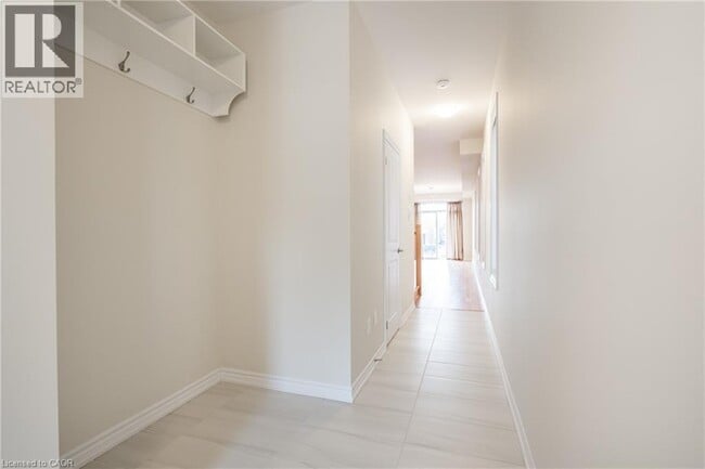 Building Photo - 1426 Almonte Dr