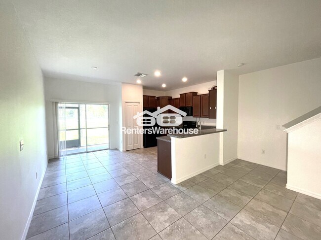 Building Photo - 12942 Utopia Gdns Wy