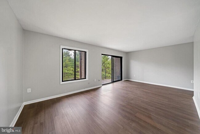 Foto del edificio - 6934 Hanover Pkwy