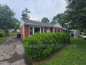 Building Photo - 11006 St Ambrose Ln
