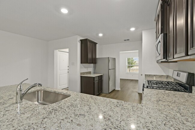 Foto del edificio - 4414 Banting Crescent