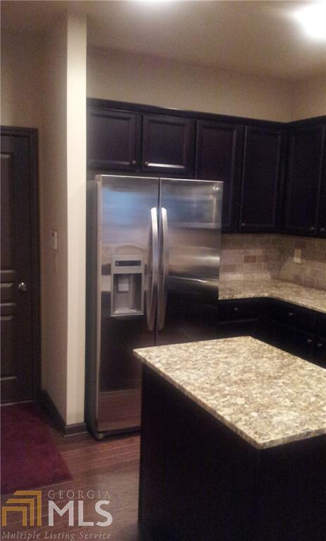 Foto del edificio - 6260 Crested Moss Dr