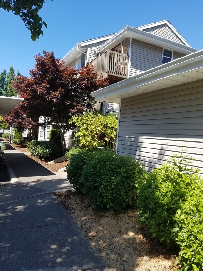 Foto del edificio - Cascade Woods Apartments