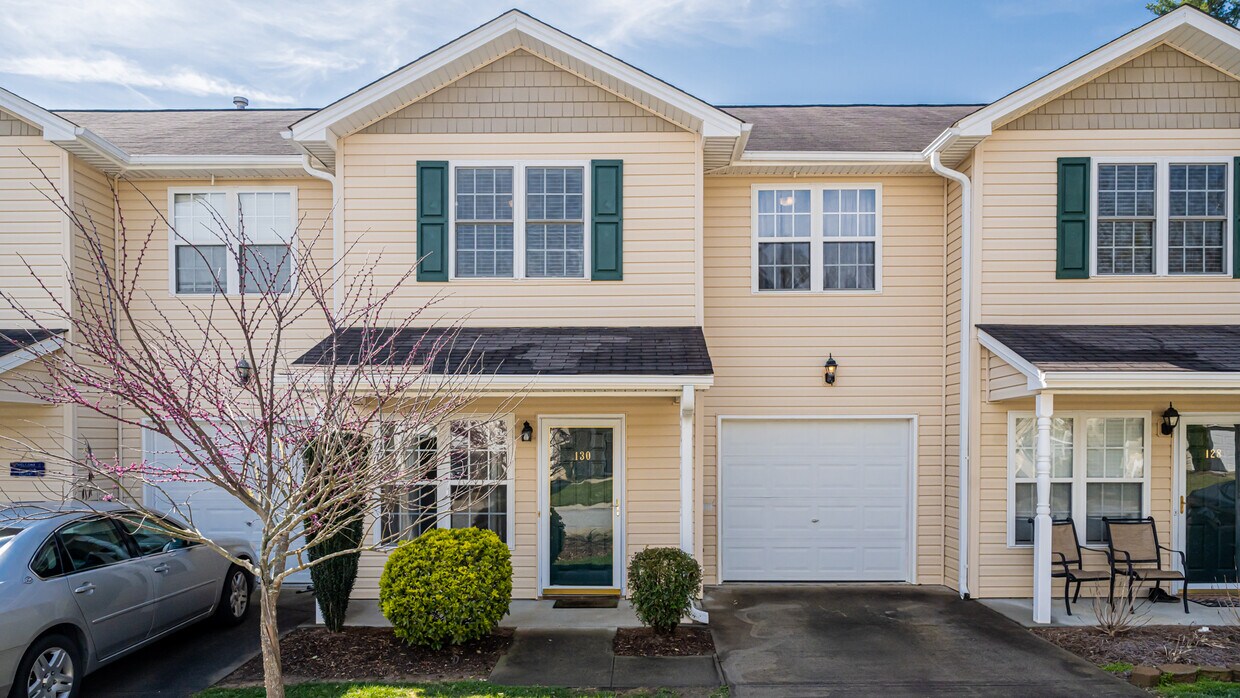 130 Lanceford Cir, Fletcher, NC 28732 Townhome Rentals in Fletcher NC