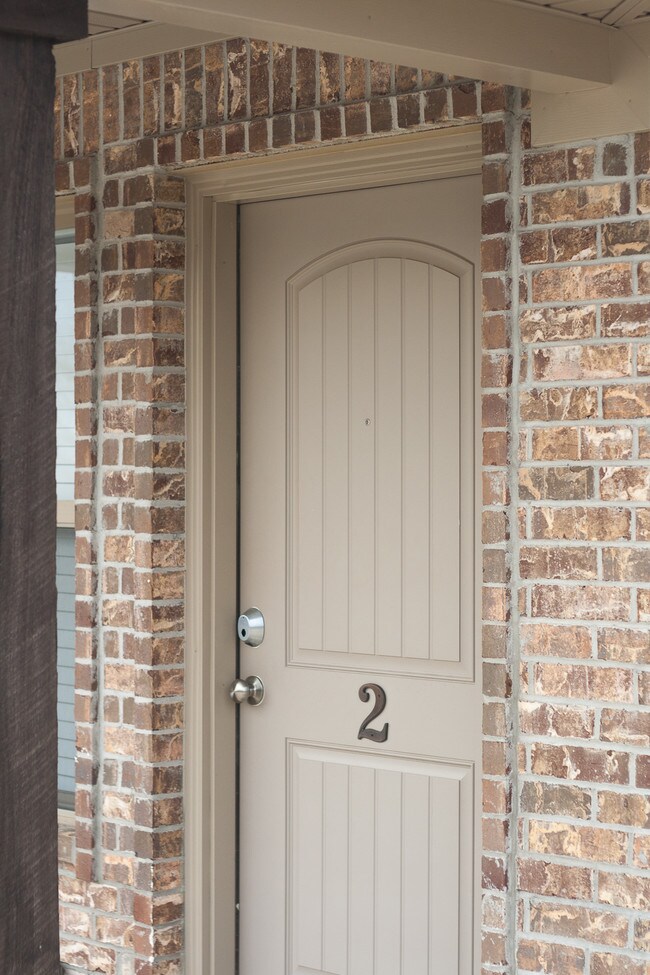 1132 Commerce Dr Unit 4, Jonesboro, AR 72401 Room for Rent in