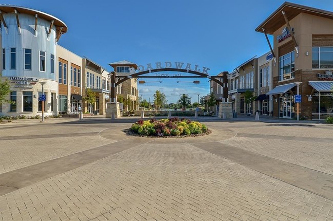 Building Photo - 11226 Bluewater Lagoon Circle