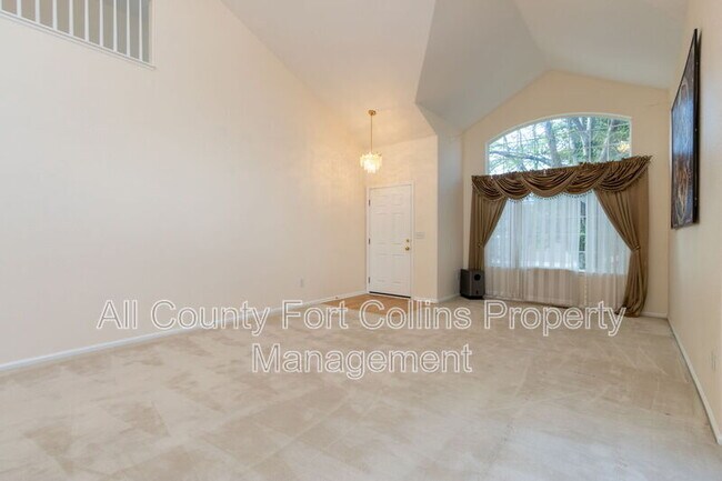Building Photo - 1315 Nassau Way