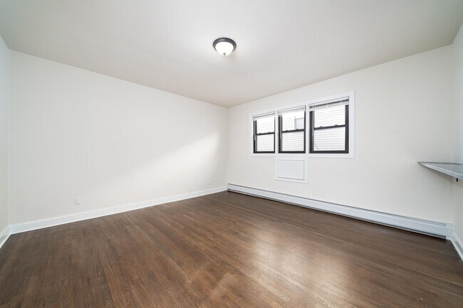 Foto del edificio - 119 Terrace Ave