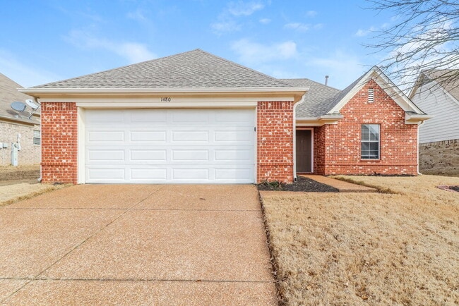 Building Photo - 1480 Pemberton Ln