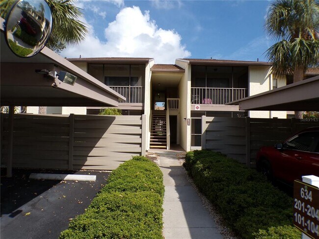 Foto del edificio - 634 Bird Bay Dr E