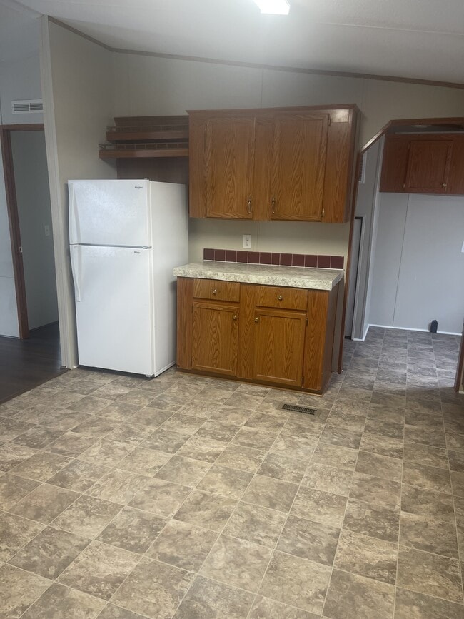 Foto del edificio - 350 Mockingbird Dr