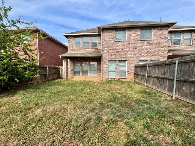 Building Photo - 5812 Blackmon Ct