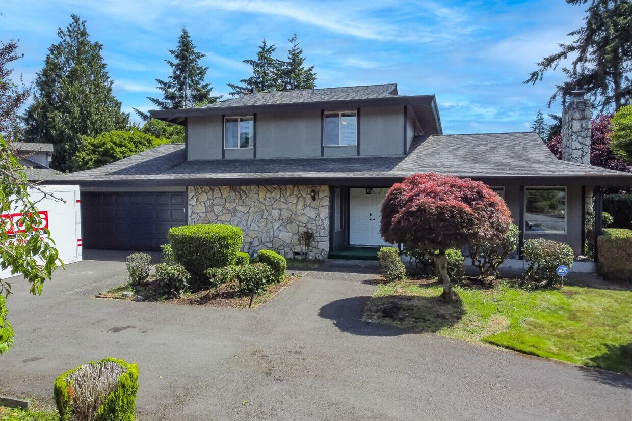 Foto principal - 5514 116th St SW