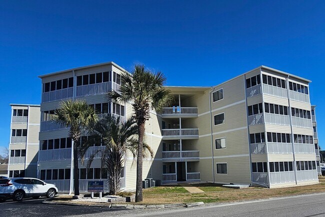 Foto del edificio - Dreamy Little River Condo — Furnished, Elevator Access, Pool & Marina Nearby!