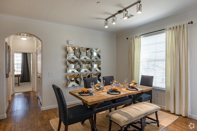 Dining Room - Villages of Magnolia