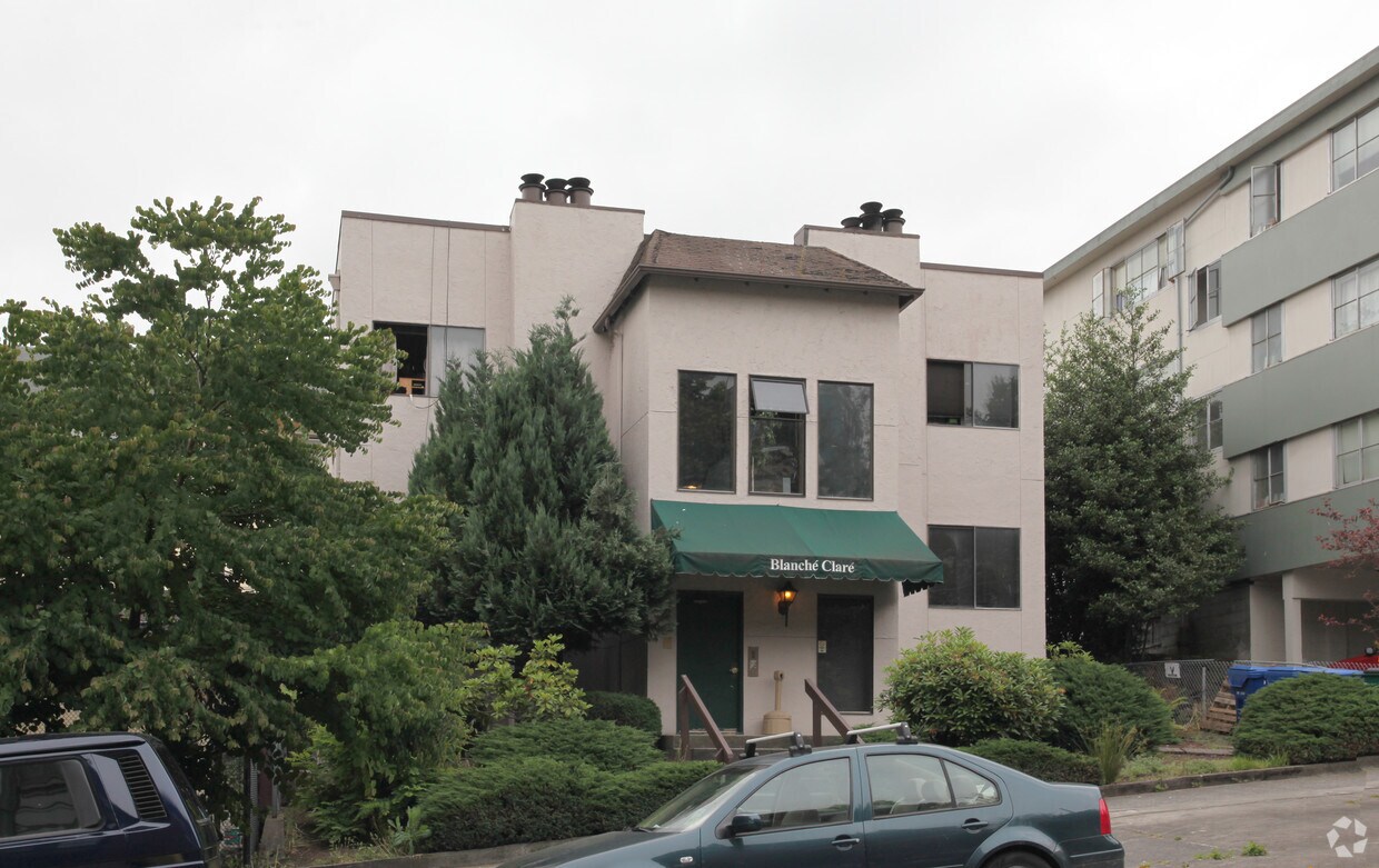 Foto del edificio - Blanche Clare