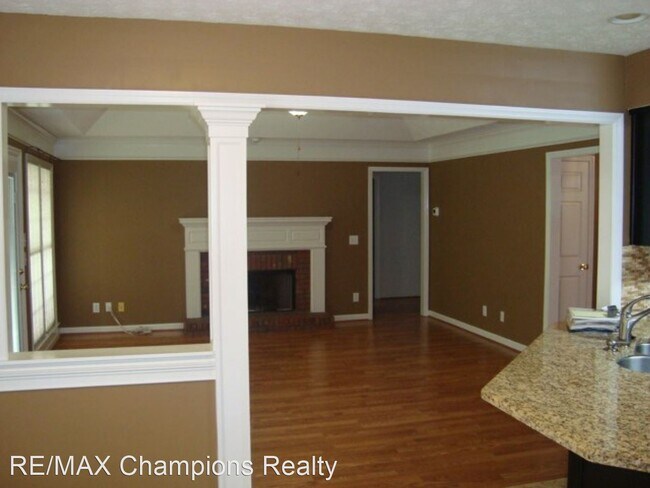 Foto del edificio - 4 br, 2 bath House - 1555 Doubletree Drive