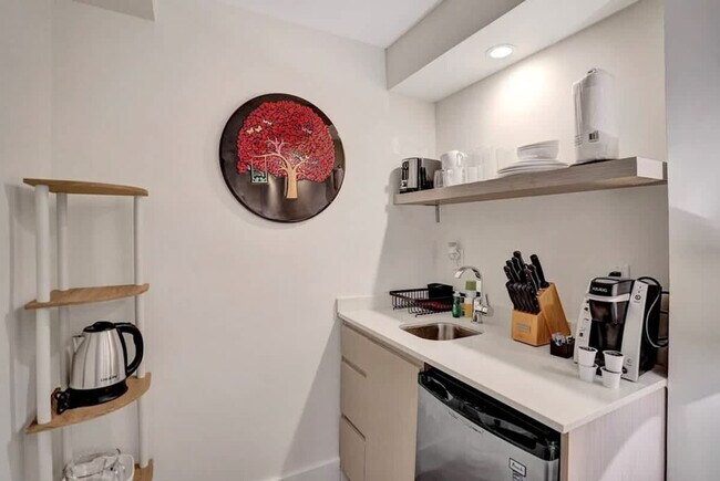 Foto del edificio - 3020 Seville St