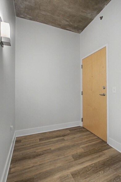 Photo - 415 Church St Apartment