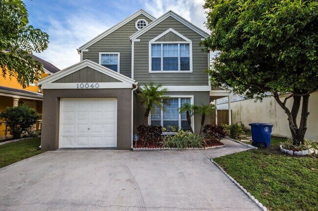 Building Photo - 10040 Myrtle Ct