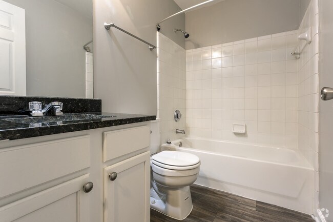 2HAB, 2BA - 1200 ft² - Creekside Apartments