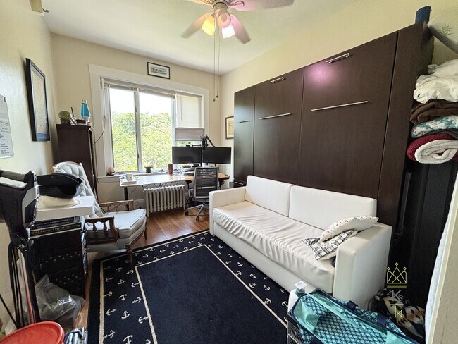 Foto del edificio - 1477 Beacon St