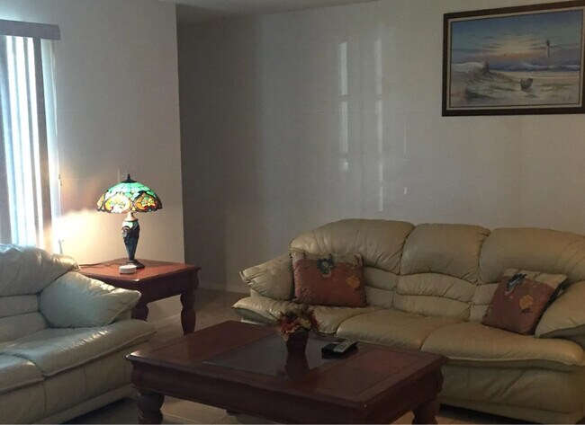 Foto del edificio - 6232 Morning Ave