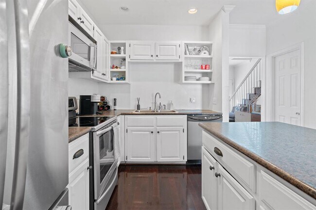 Foto del edificio - 1307 Kinney Ave