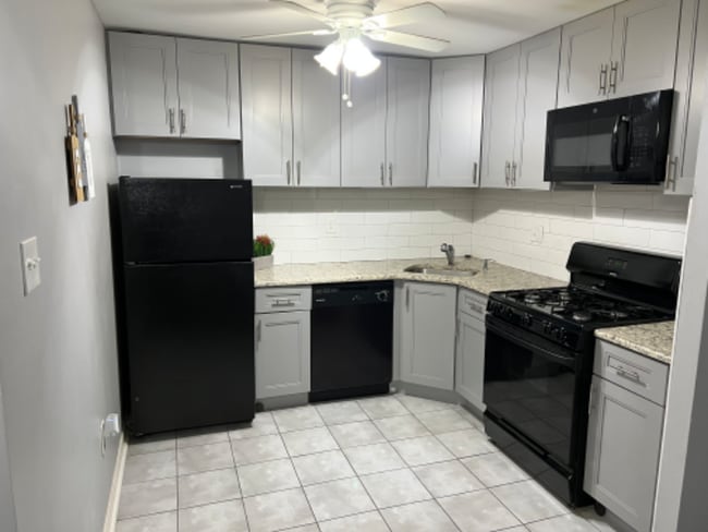 Photo - 9926 Haldeman Ave Apartment