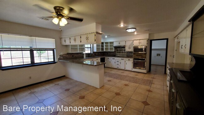 Building Photo - 3 br, 2 bath House - 2140 Kimberlee Ct