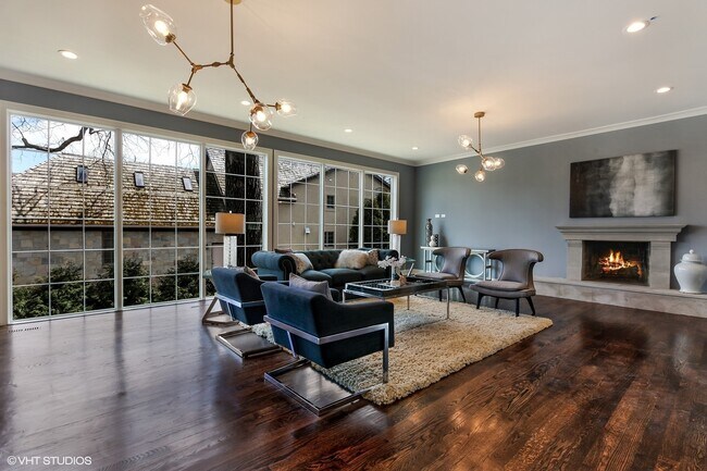 Foto del edificio - 1528 Sheridan Rd