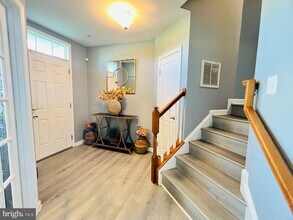 Building Photo - 2422 Baileys Pond Rd