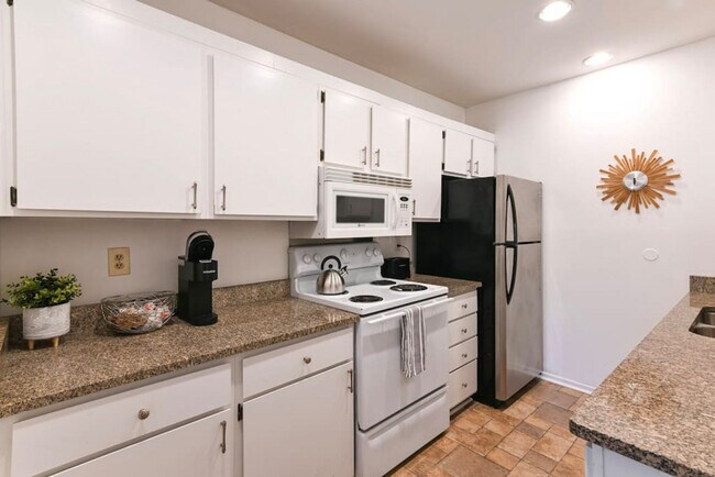 Foto del edificio - 964 Pavilion St