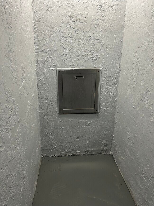 garbage waste on each fllor - 1335 W 68th St