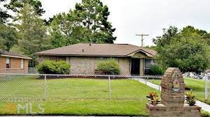 Building Photo - 2124 Hart Ave