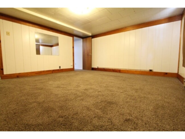 Foto del edificio - Charming 1 Bed / 1 Bath Duplex  Dog-Friend...
