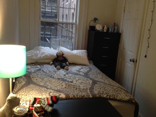 Foto del edificio - 27 Symphony Rd