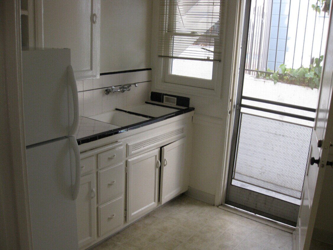 Foto del edificio - 959 Gayley Ave