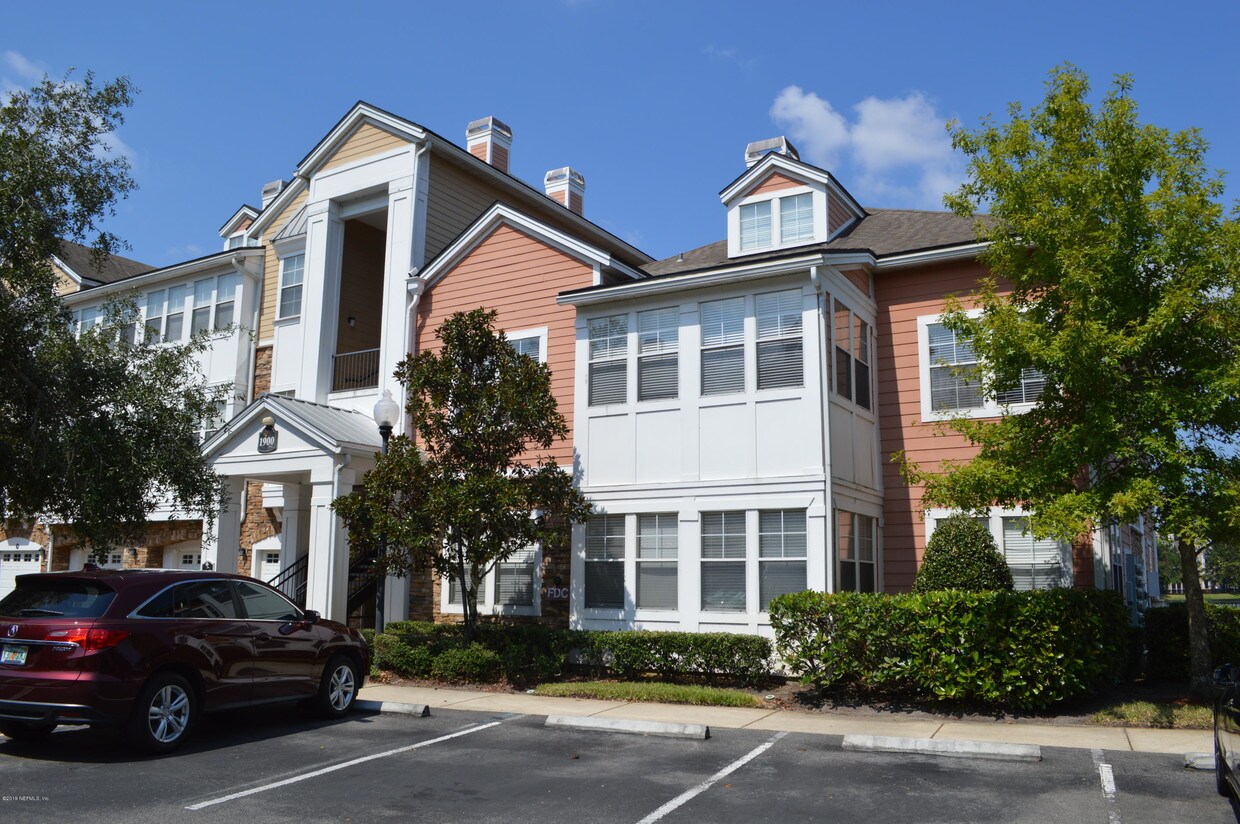 8550 Touchton Rd Unit 1927, Jacksonville, FL 32216 Condo for Rent in