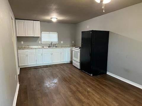 Building Photo - 7810 Oakridge Dr