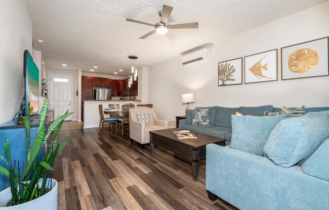 Foto del edificio - Beautiful Fully Furnished, 3 Bed/2 Bath Ka...