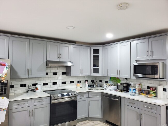 Foto del edificio - 149-26 Cross Island Pkwy