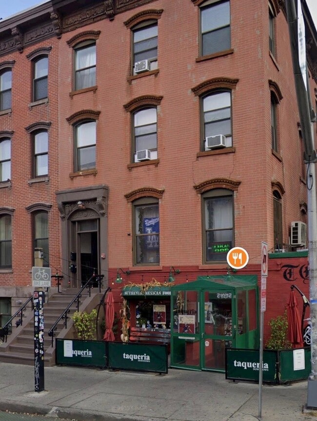 Building Photo - 236 Grove St